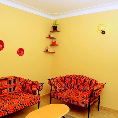 Palm Star Motel Fort Portal Ngoại thất bức ảnh