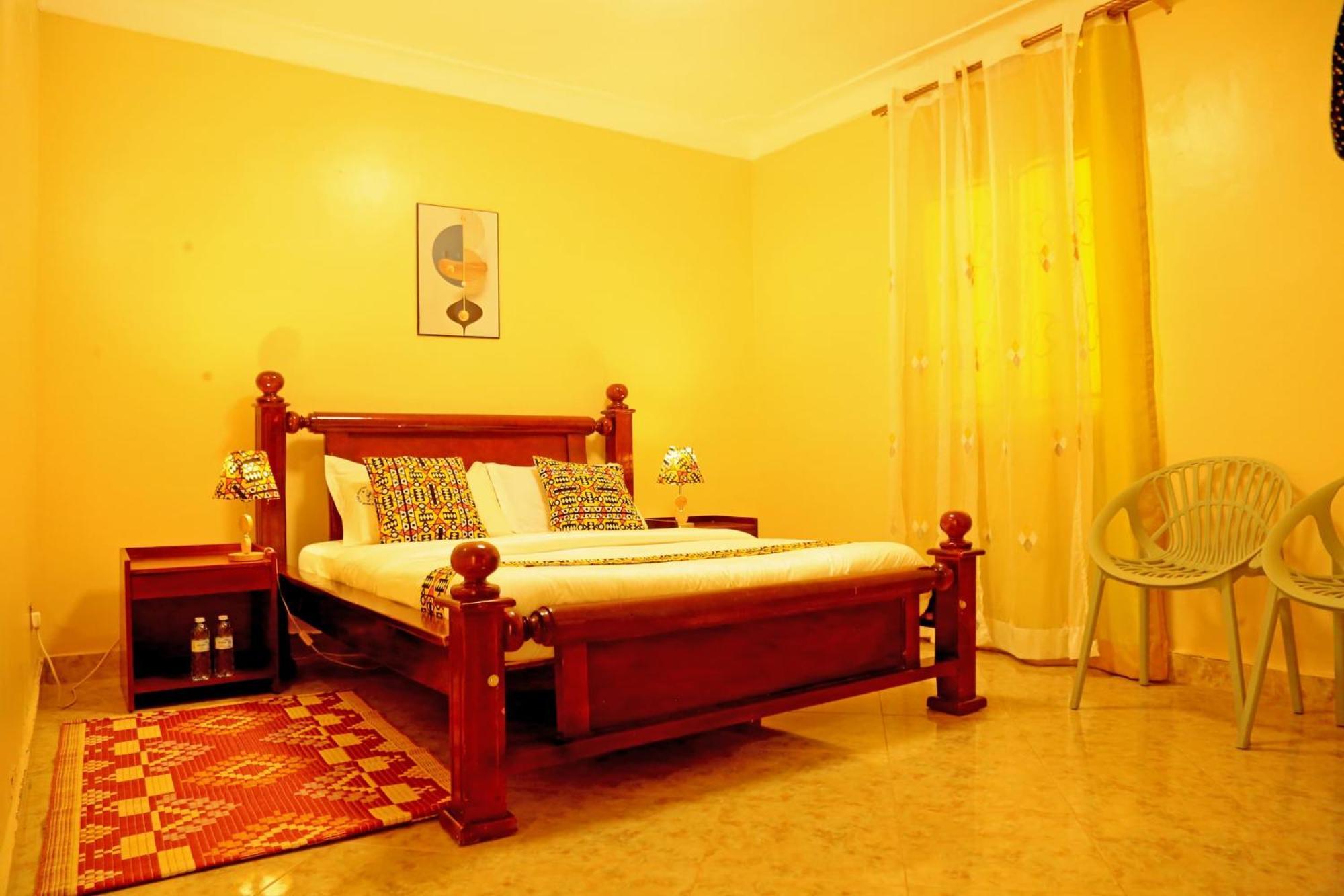 Palm Star Motel Fort Portal Ngoại thất bức ảnh