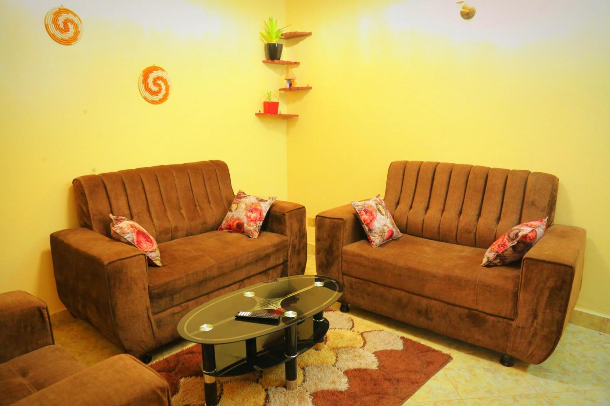 Palm Star Motel Fort Portal Ngoại thất bức ảnh