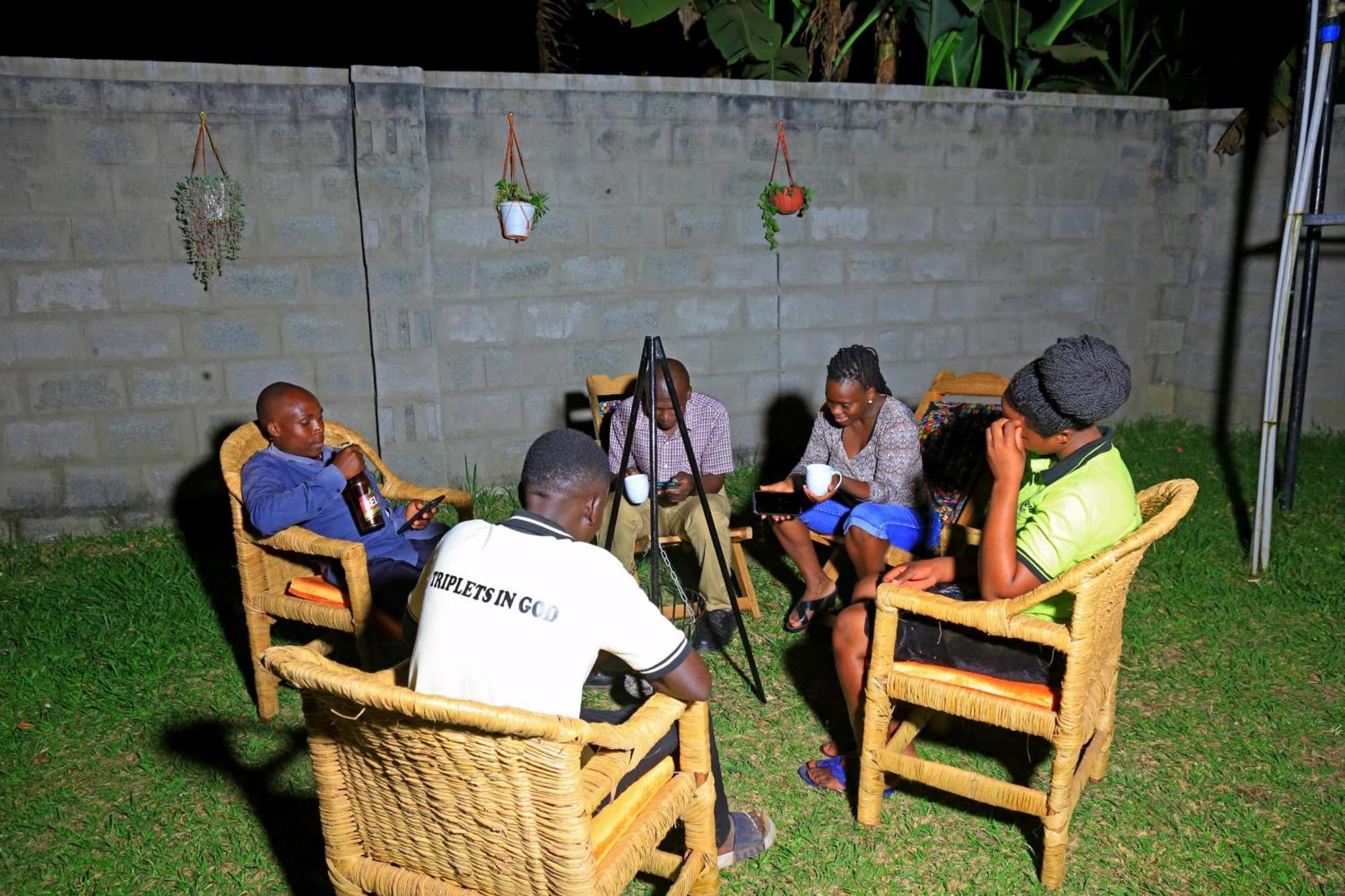 Palm Star Motel Fort Portal Ngoại thất bức ảnh
